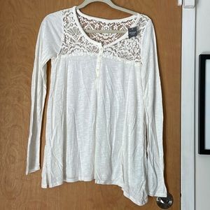 NWT Abercrombie lace long sleeve top